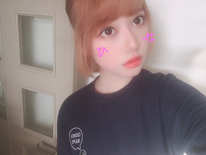 今日のお家での自撮り